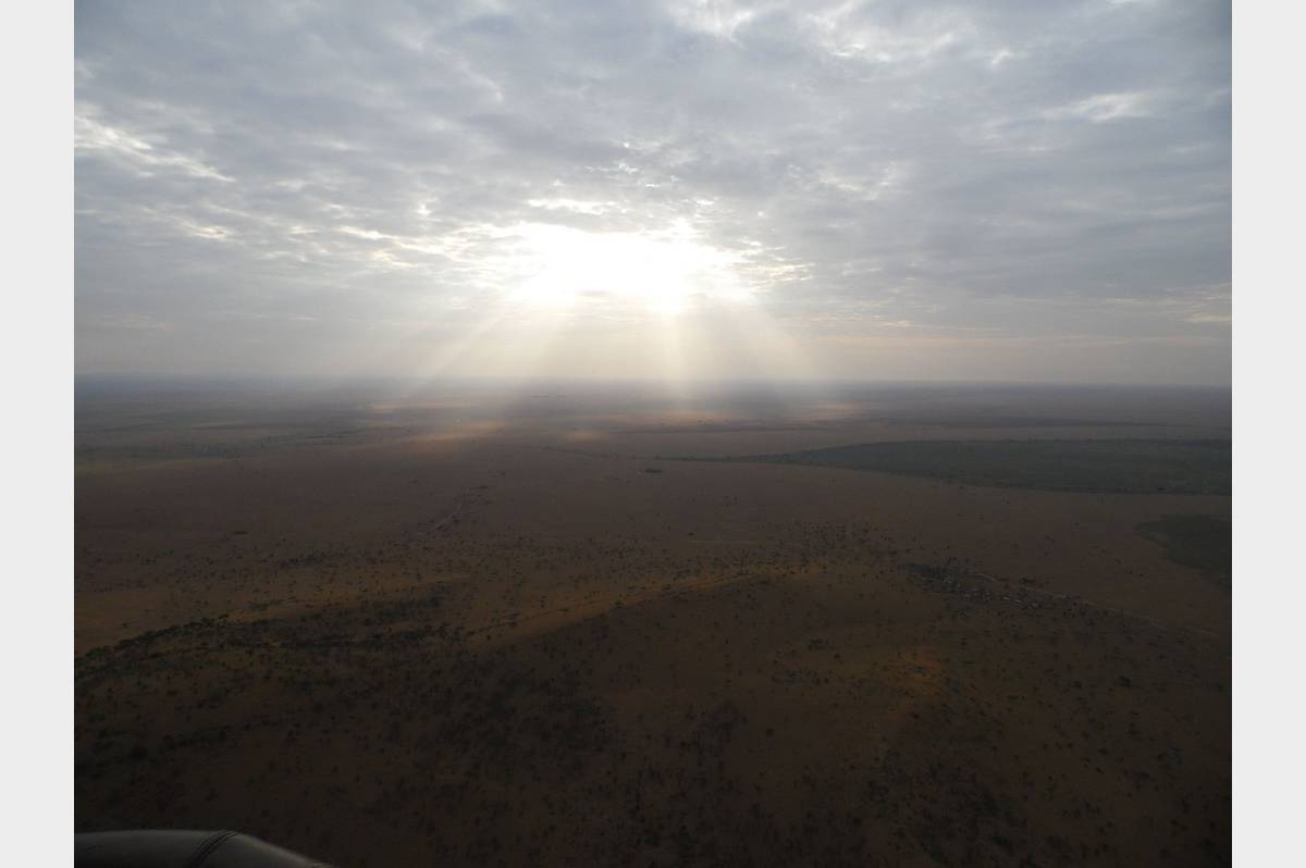 Zonsopgang ballonvlucht serengeti