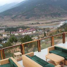 View_of_Punakha_Dzong_from_Dining