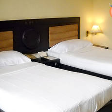 Hotel_Sangam-_Double_room