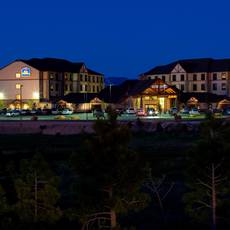 Bryce_Canyon_Grand_Hotel_Evening_(Large)
