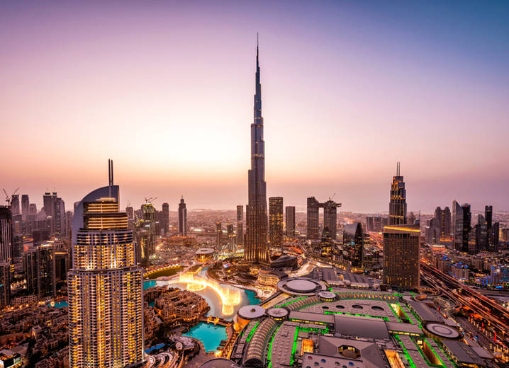 Burj_Khalifa_shutterstock_1196821240
