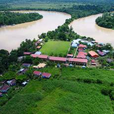 Maleisië_Borneo_Kampung_Abai_rivier_dorp_SS_p2au1k
