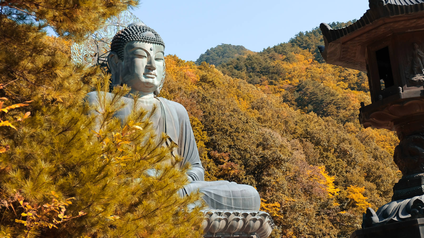 Seoraksan_shutterstock_1541769368