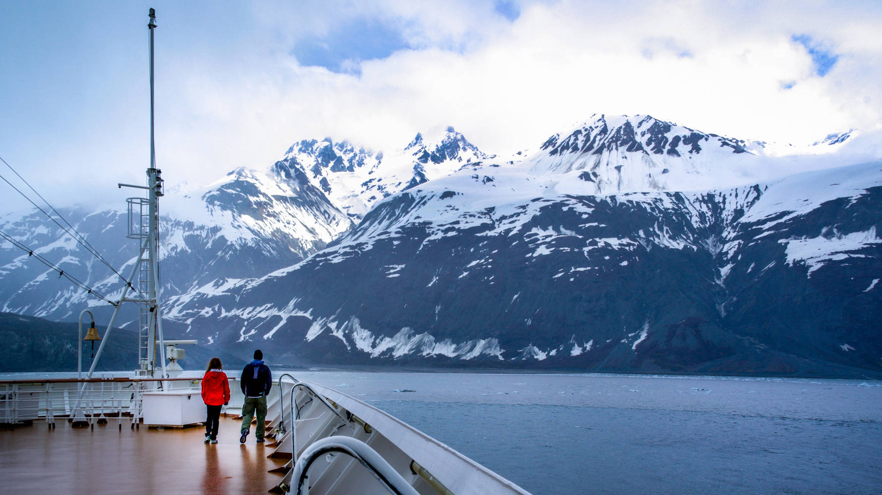 shutterstock_747674758_cruising_north_west_coast