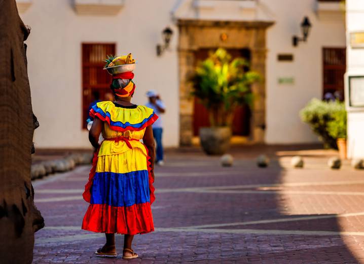 COVER_shutterstock_2485931757_Palenquera_woman_website