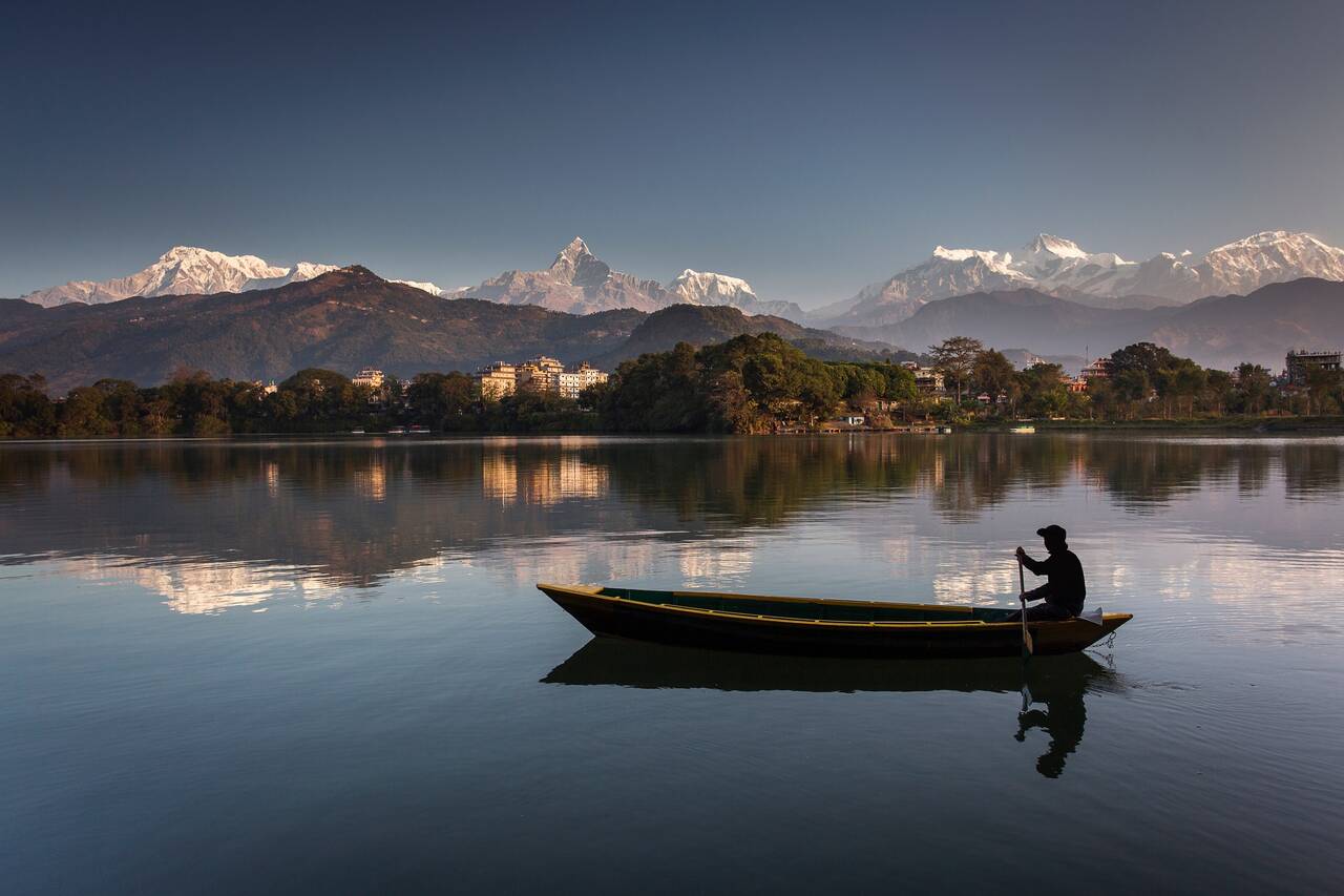 shutterstock_773496352_L_Phewa_Lake_Pokhara