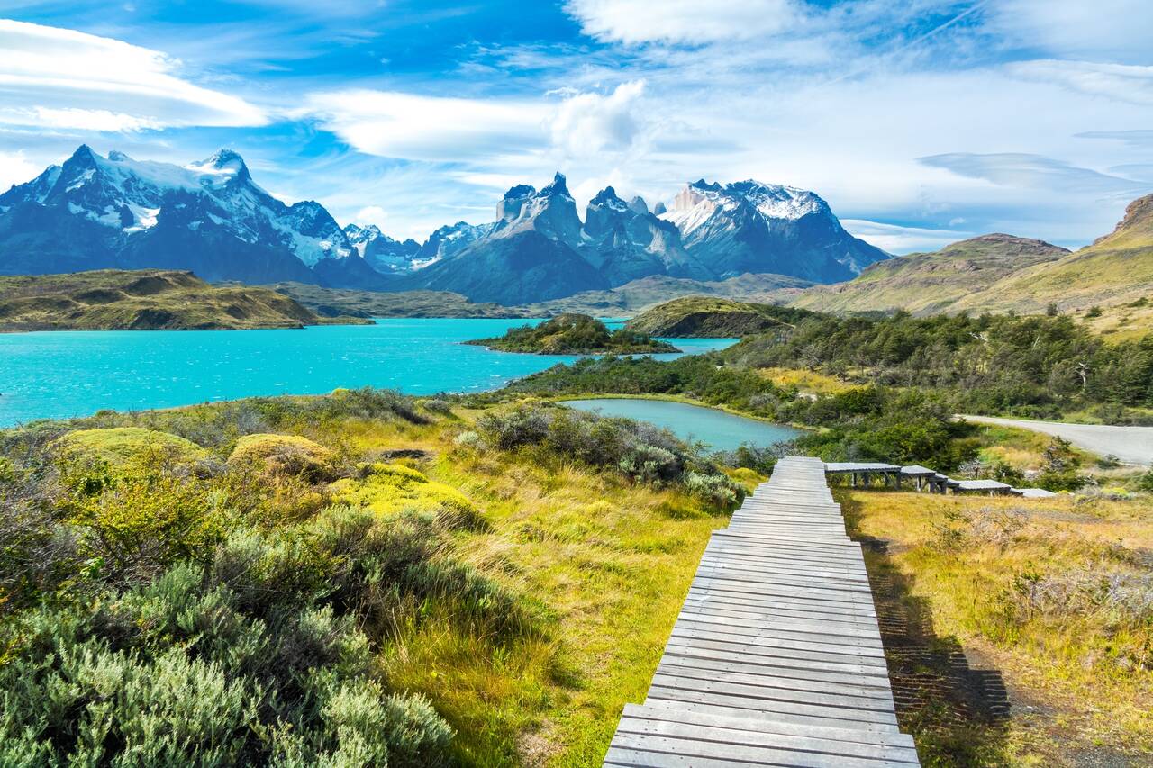 Torres_del_Paine_NP_shutterstock_1012276906_L