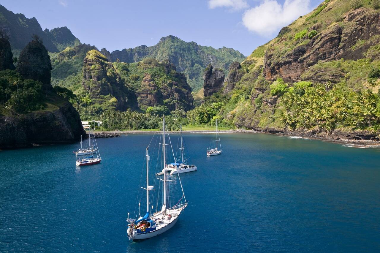 shutterstock_1094149976_Fatu_Hiva_L