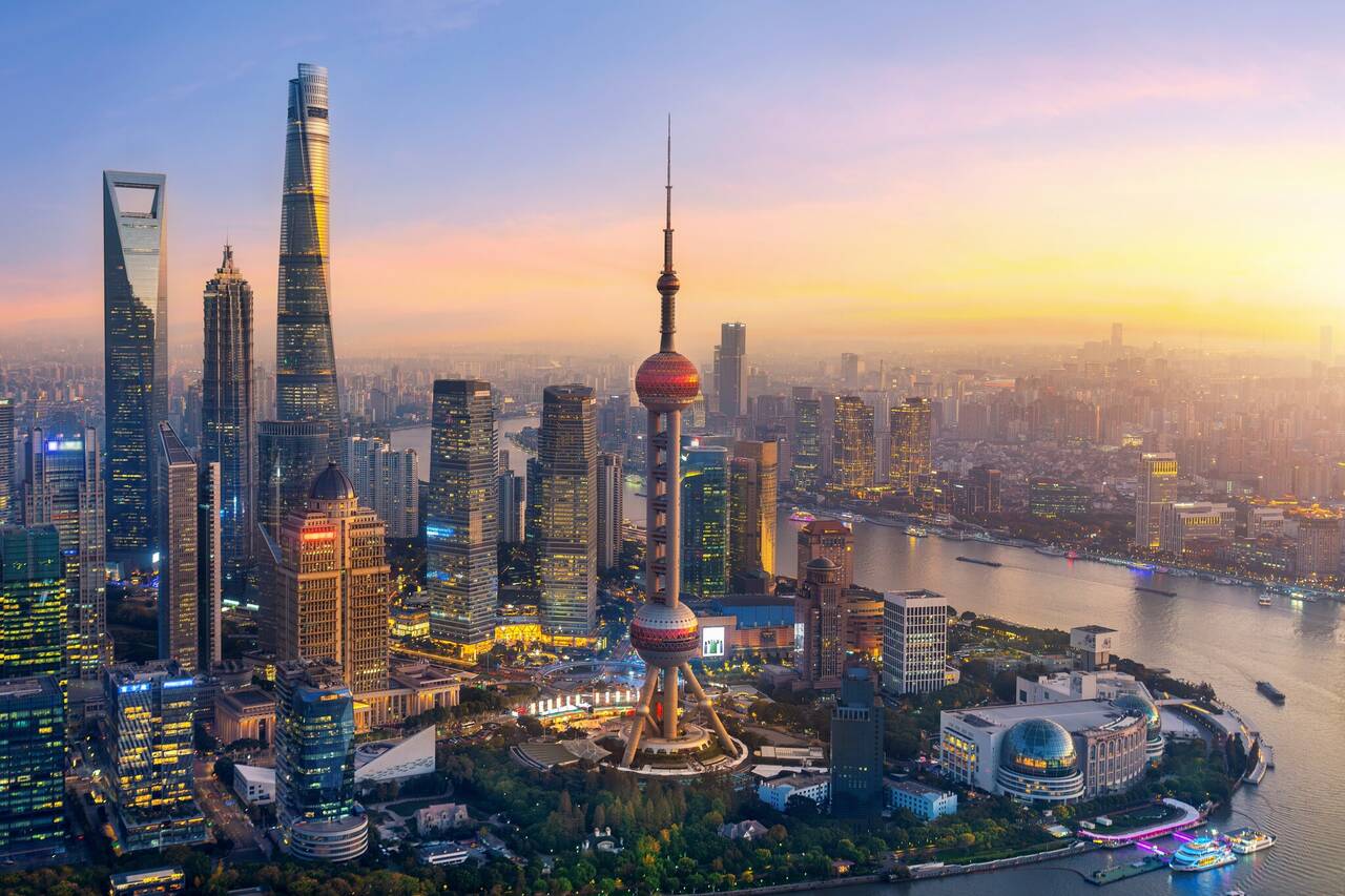 Shanghai_shutterstock_2716658791_L