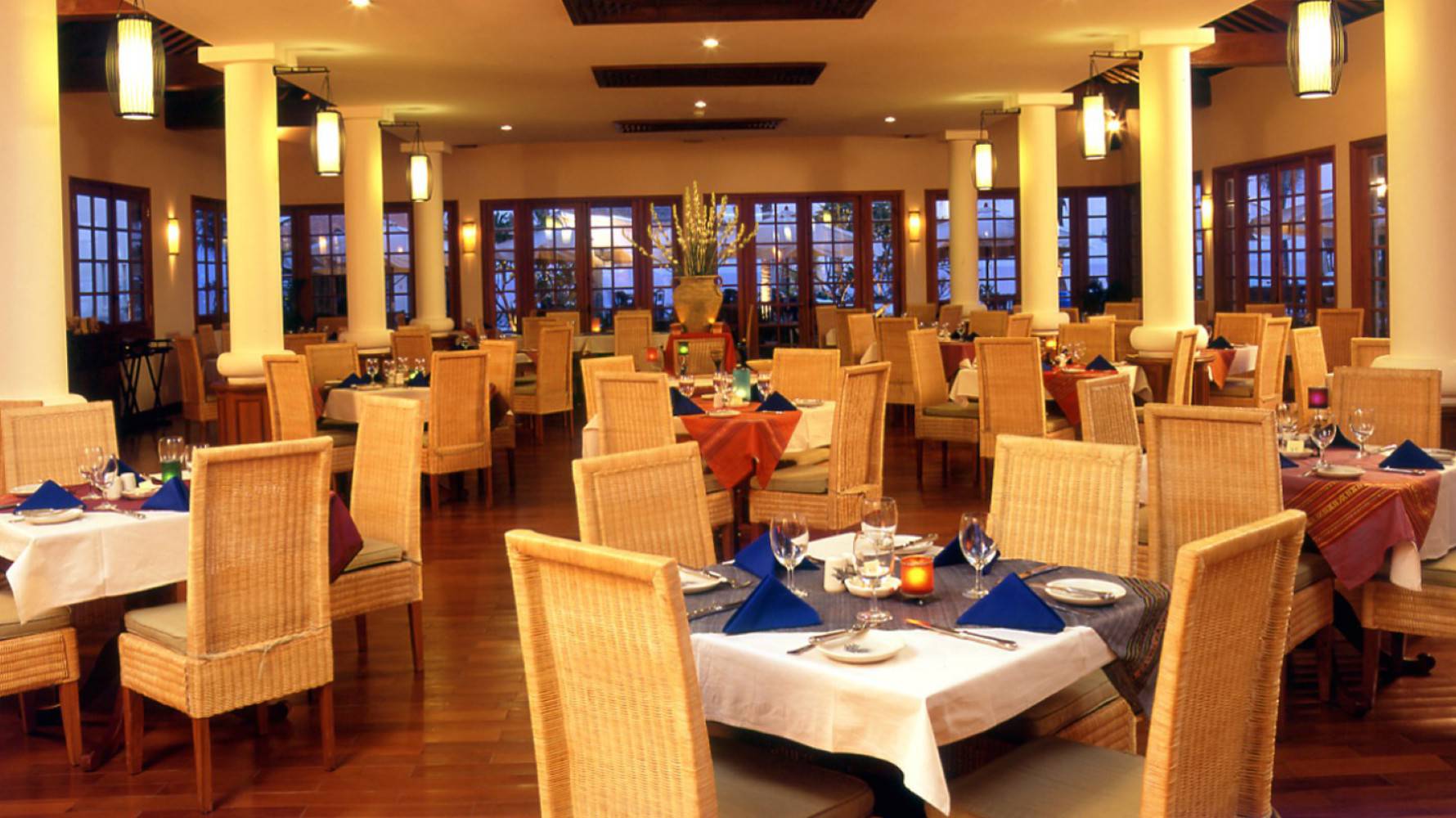 VHA_L'Annam_Restaurant_(Large)